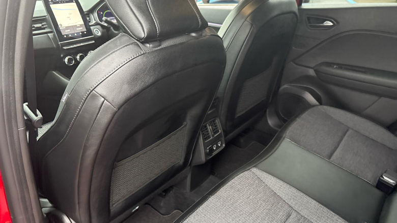 Renault Captur 1.6 E-Tech full hybrid 145 Rive Gauche 5dr Auto Hybrid Hatchback